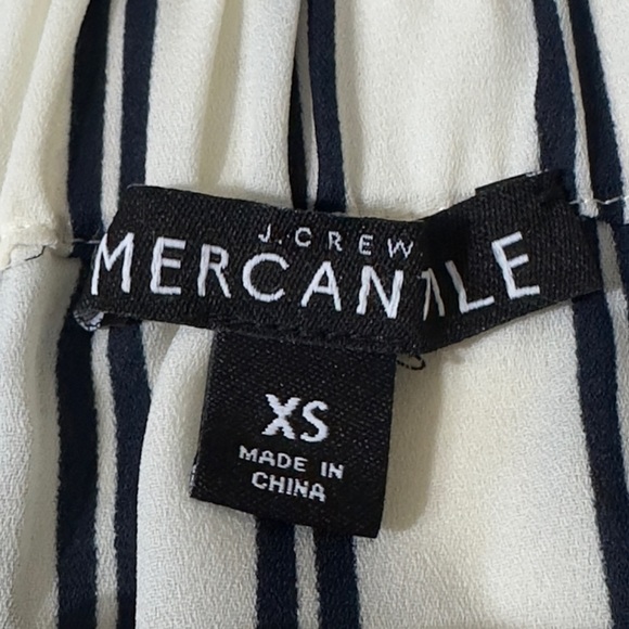 NWOT J.Crew Mercantile || woman’s Off-shoulder striped blue top with bow size Xs - Picture 8 of 8